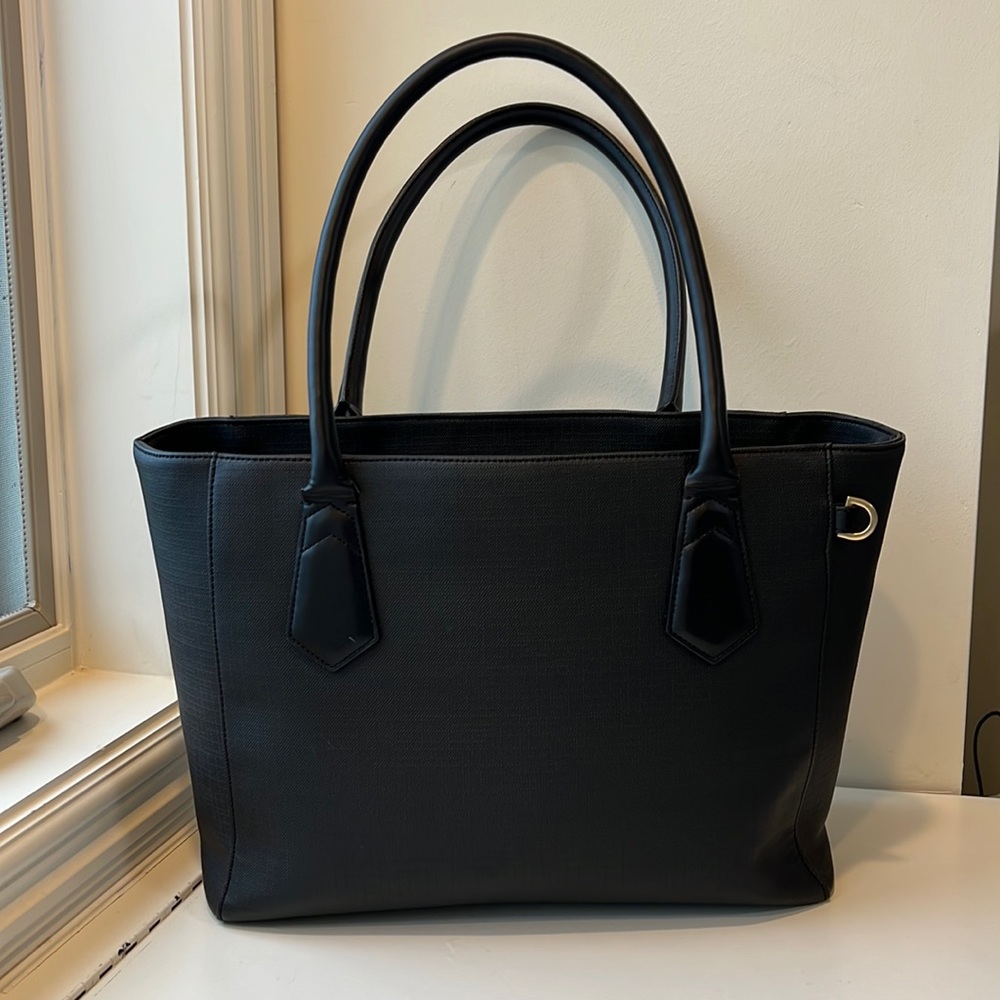 Dagne Dover Signature Tote in black - Picture 2 of 12
